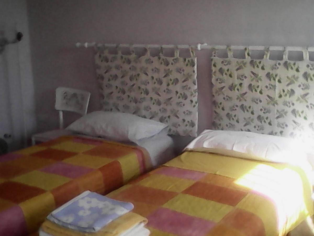 B&B La Sciguetta Magenta Exterior foto